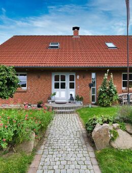 RESERVIERT - Einfamilienhaus in Damendorf: Natur, Komfort und Lebensqualität vereint -Ihr Traumhaus! - Damendorf