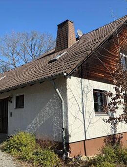 Auf die Lage kommt es an! Viel Wohnraum auf großen Grundstück in ruhiger Lage - Untersteinach