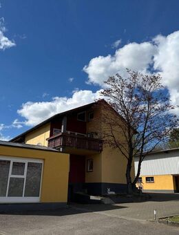 Früheres landwirtschaftliches Anwesen mit Wohnhaus und Nebengebäuden - Einmalige Gelegenheit! - Herbolzheim