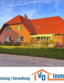 Komfort trifft Architektur: Wohnhaus mit Wintergarten und Solarthermie in Top-Lage von Wiesmoor - Wiesmoor