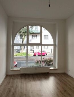 Schöne 2-Zi.-Wohnung mit Balkon - neu renoviert! - Plauen
