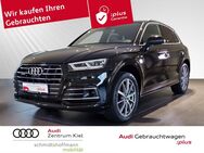 Audi Q5, 55 TFSI e quattro sport S-line, Jahr 2020 - Kiel