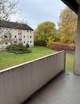 EINZIEHEN & WOHLFÜHLEN: Tolle 2-Zimmer Wohnung mit Wannenbad - Bad Gandersheim