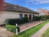 Kleines Mehrfamilienhaus mit Garagen - Bremervörde