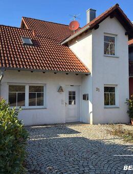 BERK Immobilien - Wohnidylle mit Ausblick: Doppelhaushälfte mit Charme und Entwicklungschance - Mömbris