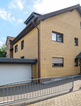 Zweifamilienhaus in begehrter Lage am Leimbacher Berg - Leverkusen