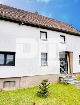 Altengerechtes teilsaniertes Einfamilienhaus auf einer Ebene mit schönem Gartenbereich - Hofgeismar