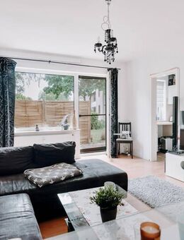 ++ Kapitalanlage mit Potenzial - 1,5 Zimmer Eigentumswohnung mit Terrasse & Stellplatz im Zentrum ++ - Adendorf