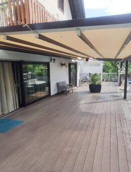 Bad Vilbel - Lehmkaute - 4 Zi. ETW, 'Haus im Haus' mit sehr großer Terrasse, eigener Garage - Bad Vilbel