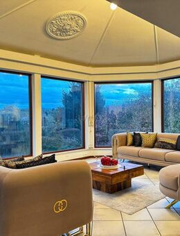 Einziehen und Wohlfühlen - großzügige 5,5 Zimmerwohnung - Göppingen