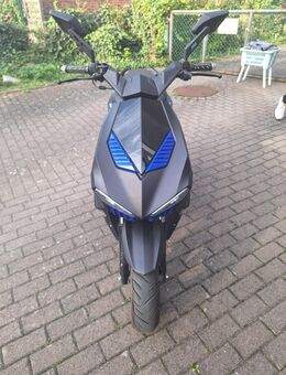 Motorroller Shark - Holzminden