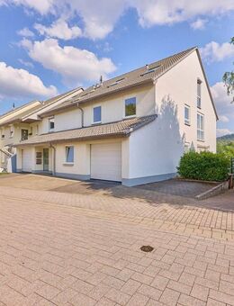 Neuwertige und top ausgestattete Maisonette-Wohnung in herrlicher Lage! - Hochspeyer
