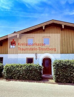 Ihr neues Zuhause am Stadtrand - Gemütliches Einfamilienhaus mit Loggia und Bergblick - Traunstein