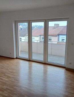 Schöne 3-Zimmer Wohnung in Feuchtwangen - Feuchtwangen