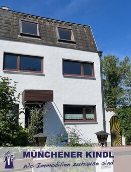 Reihenendhaus mit Potenzial in guter Lage von Gröbenzell mit Terrasse u. großem Garten sucht Familie - Gröbenzell