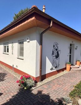 Nachhaliges Einfamilienhaus mit Garage und Kamin - Königs Wusterhausen