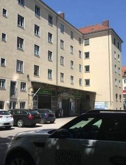 3 Zimmerwohnung mit separater Küche- an der U-Bahnhaltestelle: U 6 Dietlindenstr. - München