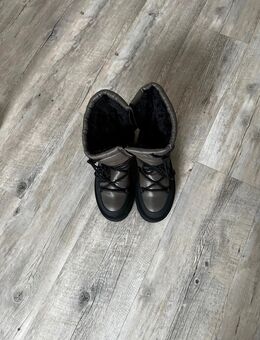 Damen Winterstiefel Gr. 40 - Wittmund