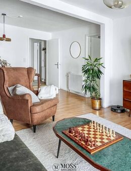 Renovierte und helle 3,5-Zimmer-Erdgeschosswohnung mit großer Terrasse und Garage in ruhiger Lage - Konstanz