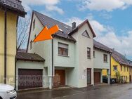 Charmante 2-Zimmer-Maisonette-Wohnung mit Balkon, EBK und Garage in Eningen unter Achalm - Eningen (Achalm)