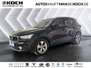 Volvo XC40, Momentum, Jahr 2021 - Berlin