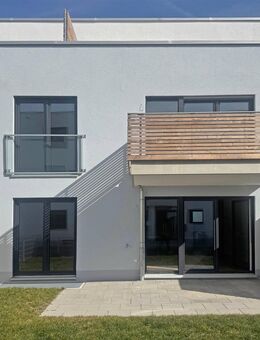 3-Zimmer-EG-Wohnung mit großem Hobbyraum - Stephanskirchen