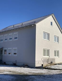 Interessantes Zweifamilienhaus mit Grundstück in sehr ruhiger Lage bei Aresing - Aresing