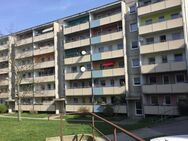 Familienfreundliche 4-Zimmer-Wohnung mit Balkon (WBS)! - Dresden