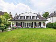 DESIGN-FAMILIENVILLA MIT LUXURIÖSER INNENAUSSTATTUNG UND TRAUMHAFTEM GARTEN - Kleinmachnow