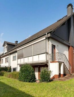 Charmantes Zweifamilienhaus mit großzügigem Grundstück - Ideal für Familien - Maintal