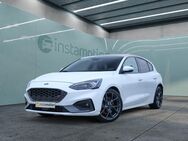 Ford Focus, 2.3 ST EcoBoost 8fach, Jahr 2020 - München