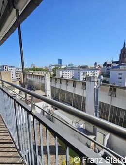 Exklusives Galerie-Penthouse mit Domblick im Herzen Frankfurts - Frankfurt (Main)