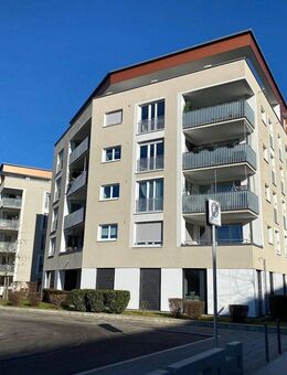 Schöne 3-Zimmer-Dachgeschosswohnung - Böblingen