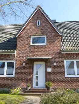 Einfamilienhaus mit Einliegerwohnung in Leck - Leck