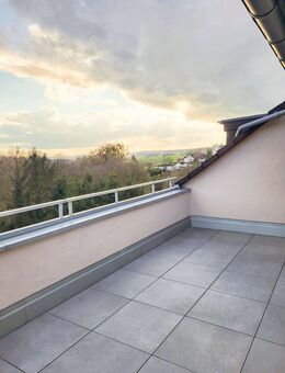 Lichtdurchflutetes Zuhause mit großer Dachterrasse – ideal für zwei - Trierweiler