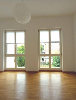 Helle 2 Zimmer Wohnung mit Einbauküche in der Innenstadt - Nördlingen