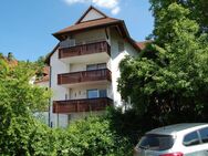 ***Landau/Isar - untere Stadt-: Großzügige 3-Zi. ETW mit EBK, Südbalkon und PKW-Stellplatz*** - Landau (Isar)
