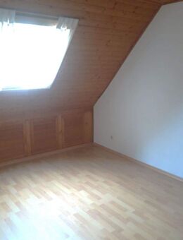 Ruhige Altbauwohnung Nähe Stadtpark - Sulzbach-Rosenberg
