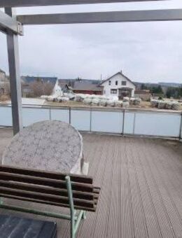 Geräumige 4-Raum-Wohnung mit Balkon - gestalten Sie Ihr neues Zuhause nach Ihren Wünschen! - Schmiedefeld (Rennsteig)
