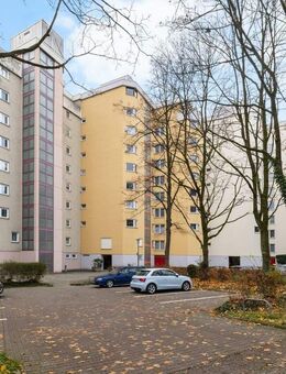 Gut geschnittene 2-ZKB mit EBK, Loggia und TG nahe City Galerie - Augsburg