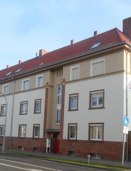 charmante 2-Raum-Wohnung in charaktervollem Altbau in Bad Salzelmen - Schönebeck (Elbe)