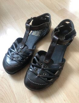 Hochwertige Damen-Schuhe Gr. 38 -neuwertig- - Bremen