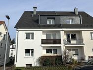 Kleines Mehrfamilienhaus mit Duplexgarage und großem Garten in bester Lage von Bergisch Gladbach - Bergisch Gladbach