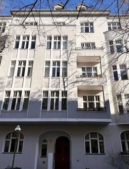 Kapitalanlage in sehr gute Lage, 2-Zimmeraltbauwohnung in Wilmersdorf, 50 m vom Kurfürstendamm - Berlin
