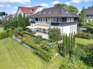 Historische Villa mit großem Grundstück am Bodensee in Bestlage - Friedrichshafen