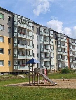 3-Raum-Wohnung mit Balkon! - Neustrelitz