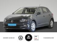 VW Polo, 1.0 TSI Comfortline, Jahr 2021 - Hannover