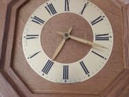 Wanduhr aus Holz mit Batterie - Bautzen