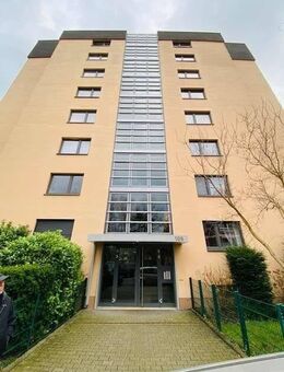 Solides Investment: Gepflegtes 32-Parteien-Mehrfamilienhaus mit Skylineblick & 21 Stellplätzen in Frankfurt-Heddernheim - Frankfurt (Main)