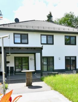 Modernes Stadthaus in GM-Berghausen - Gummersbach